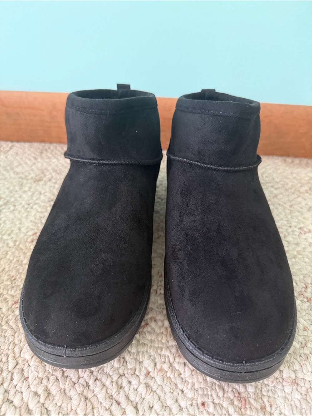 Women’s SO Black Lupita style Suede Short Booties